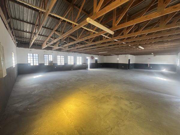 242 m² Industrial space