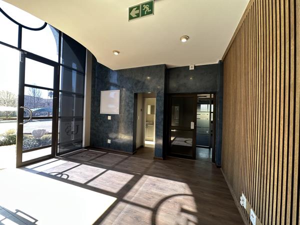 700 m² Commercial space