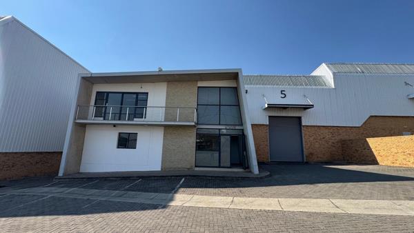 784 m² Industrial space
