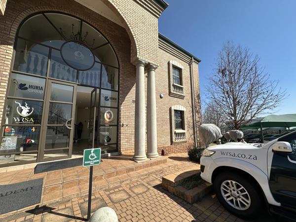 225 m² Commercial space