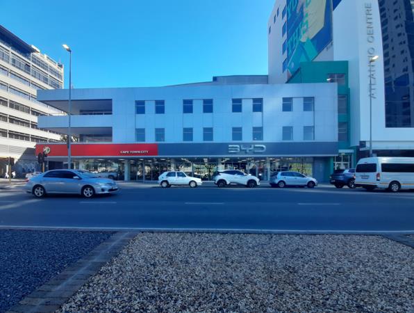 2 402 m² Commercial space