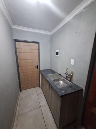 1 Bedroom House