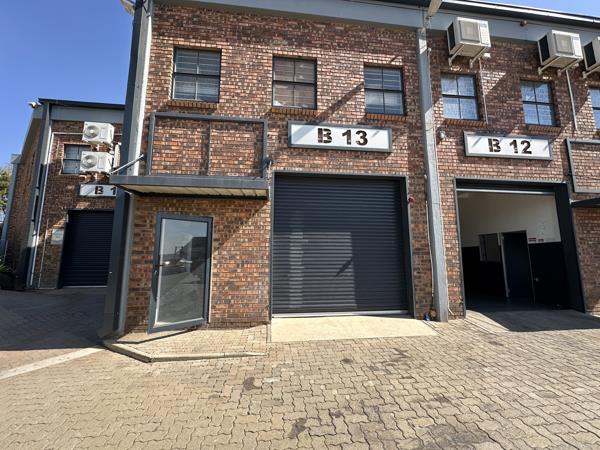 100.7 m² Commercial space