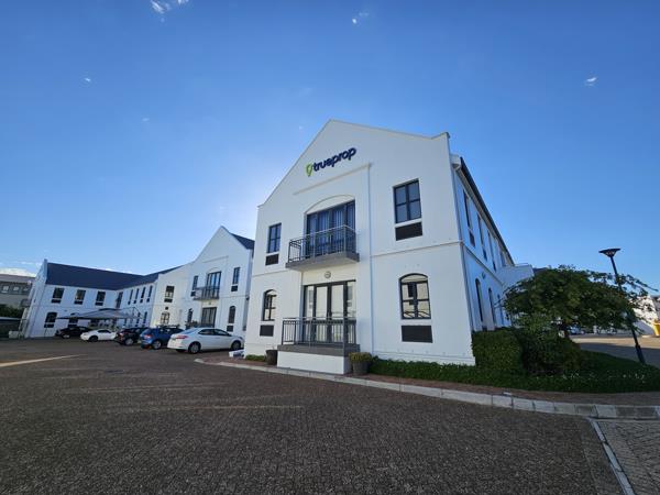 1 046 m² Commercial space