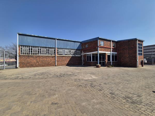1 300 m² Industrial space