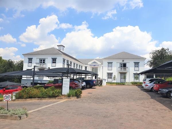 279 m² Office Space