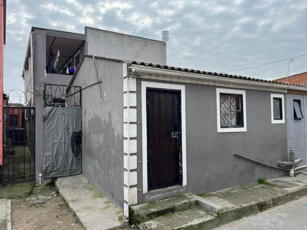 8 Bedroom House