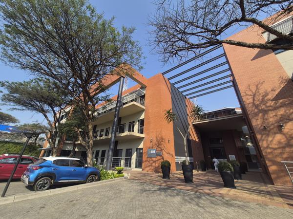 319 m² Commercial space
