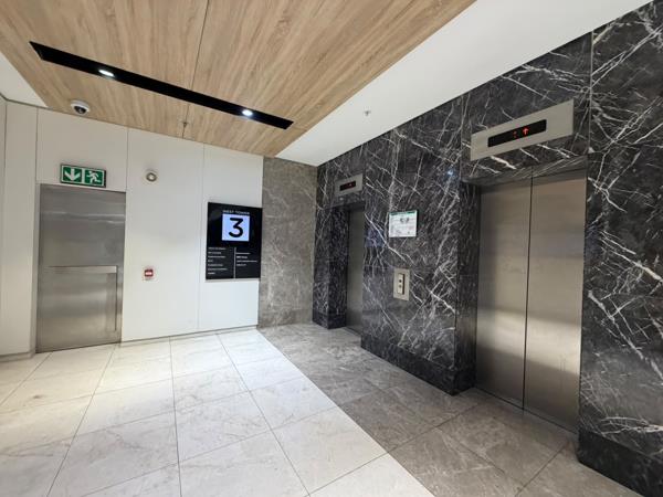 255.3 m² Commercial space