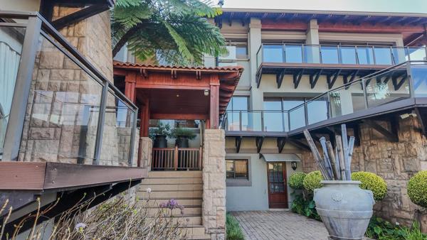 6 Bedroom House