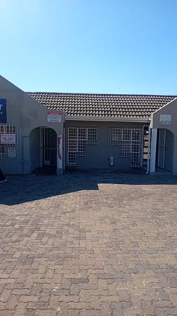 81 m² Commercial space