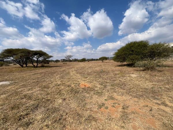1 245 m² Land