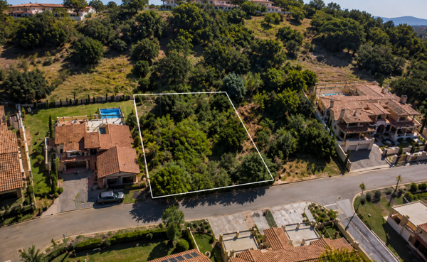648 m² Land
