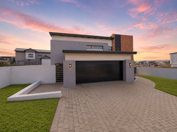 4 Bedroom House
