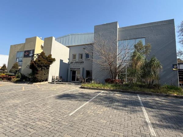 1 894 m² Industrial space
