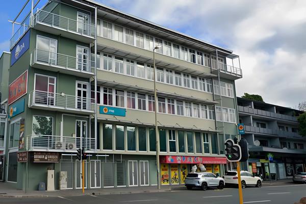 200 m² Commercial space