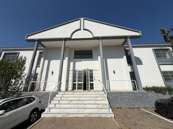 1 000 m² Commercial space