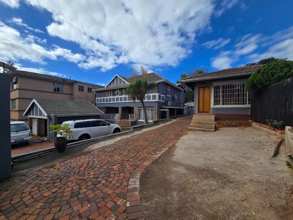 17 Bedroom House