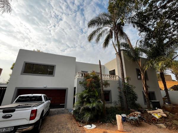 5 Bedroom House