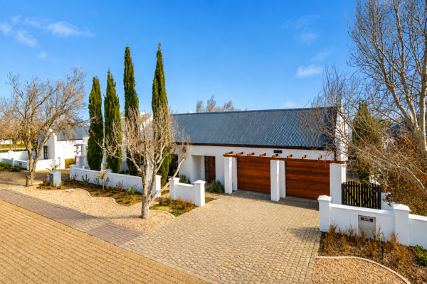5 Bedroom House