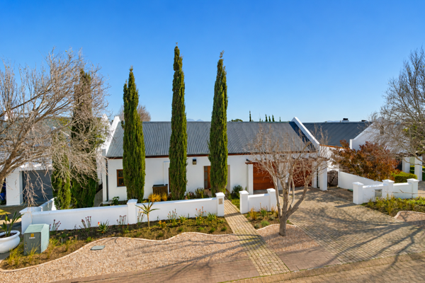 5 Bedroom House