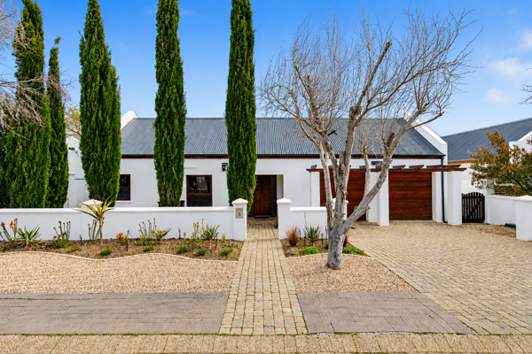 5 Bedroom House