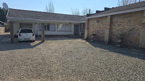 5 Bedroom House