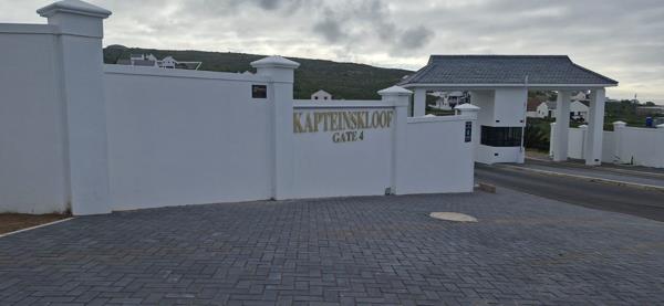 427 m² Land