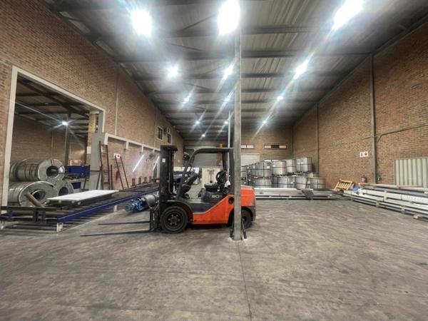 1 070 m² Industrial space
