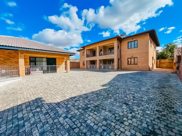 8 Bedroom House