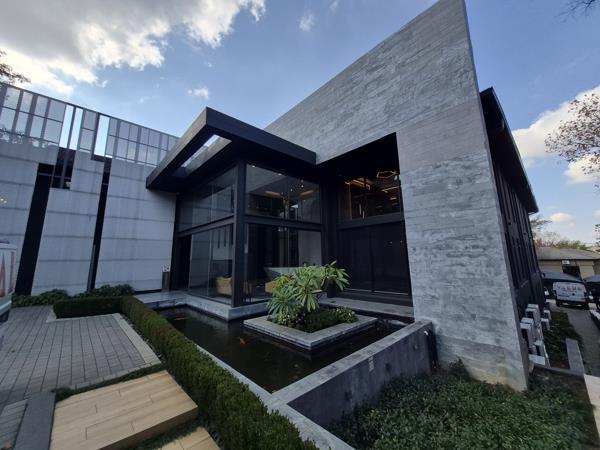 209 m² Commercial space