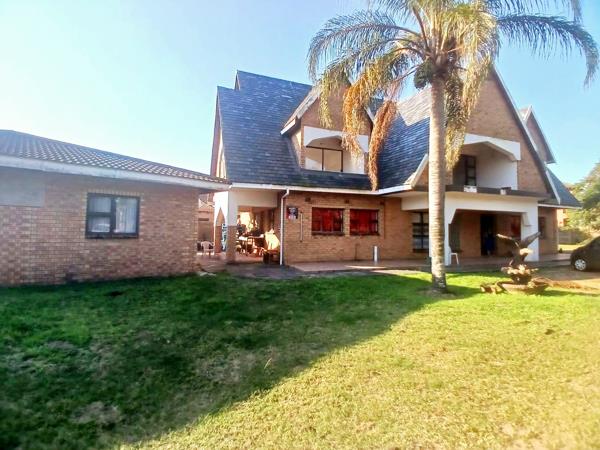 5 Bedroom House