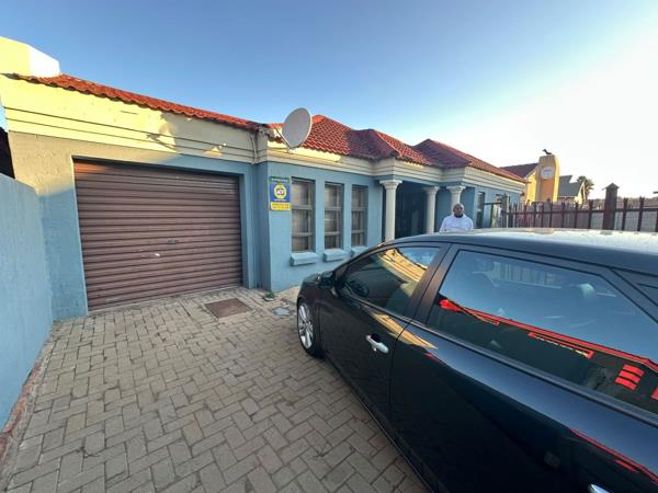 5 Bedroom House