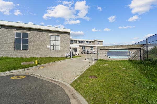 2 705 m² Industrial space