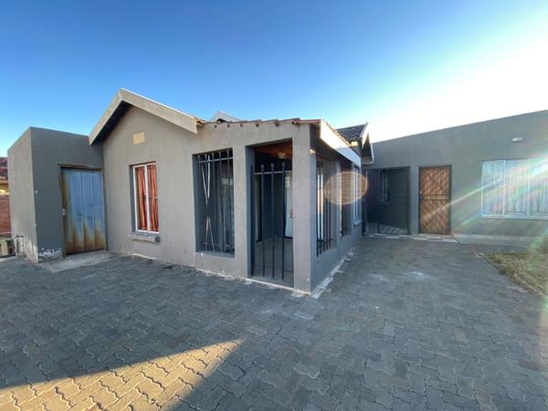 2 Bedroom House