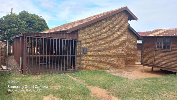 2 Bedroom House