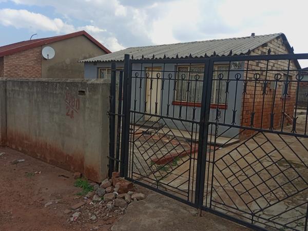 2 Bedroom House