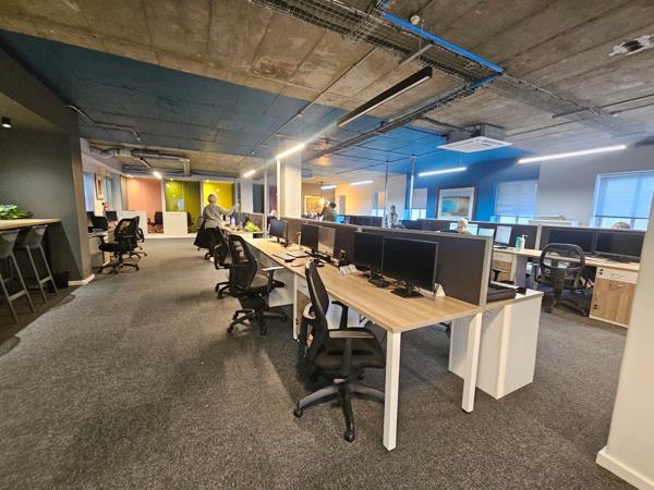 204 m² Commercial space