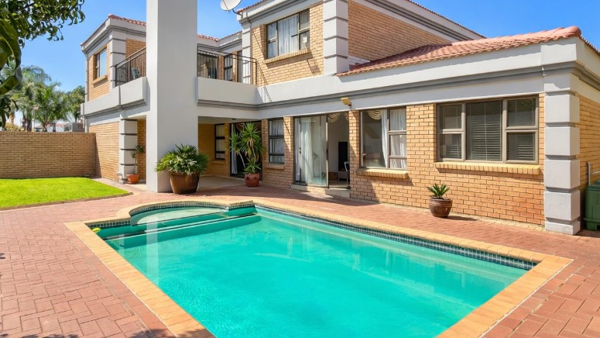 4 Bedroom House