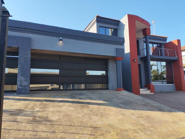 5 Bedroom House