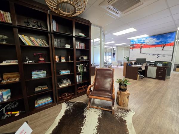 293 m² Commercial space