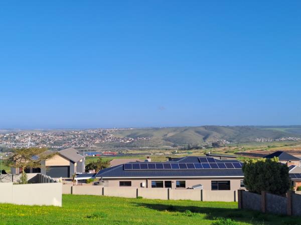 585 m² Land