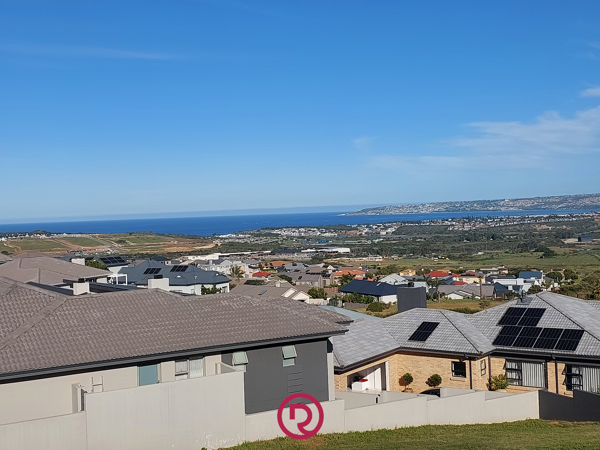 593 m² Land