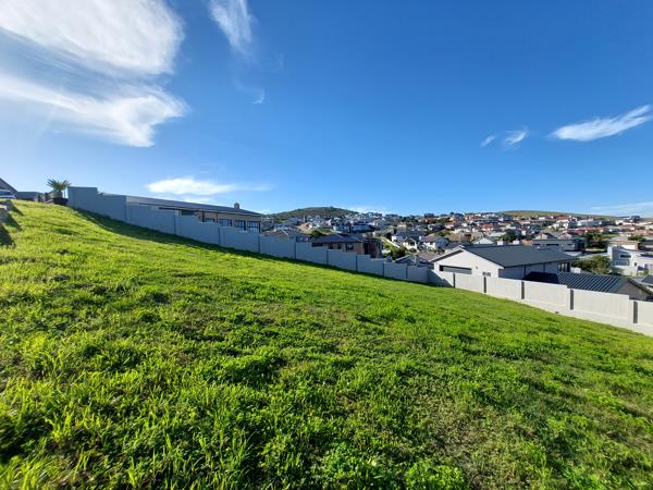 573 m² Land