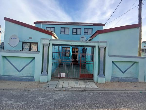 5 Bedroom House