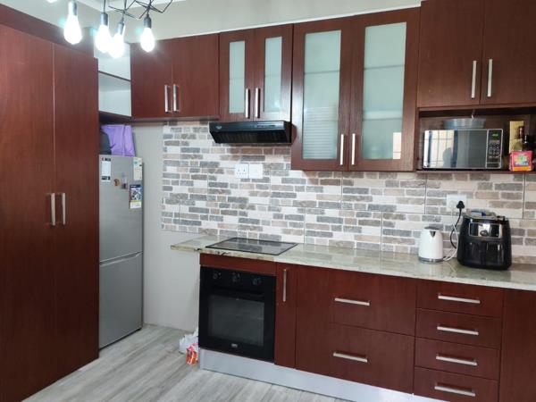 2 Bedroom House
