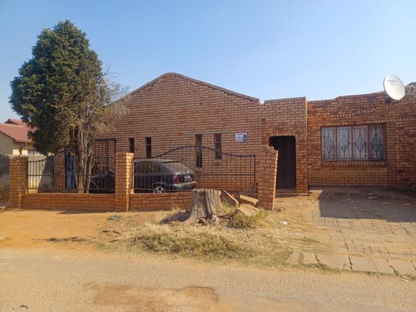 2 Bedroom House
