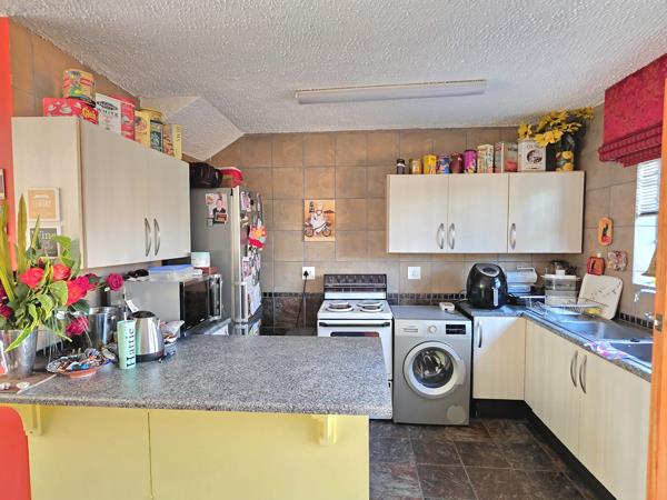 2 Bedroom Duplex