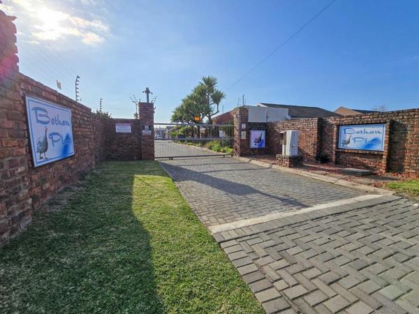 2 Bedroom Townhouse