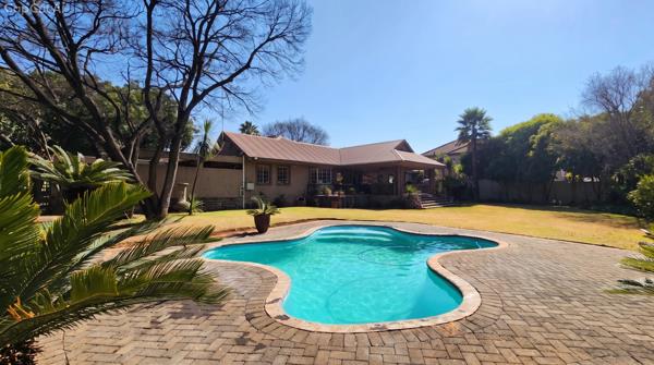 5 Bedroom House